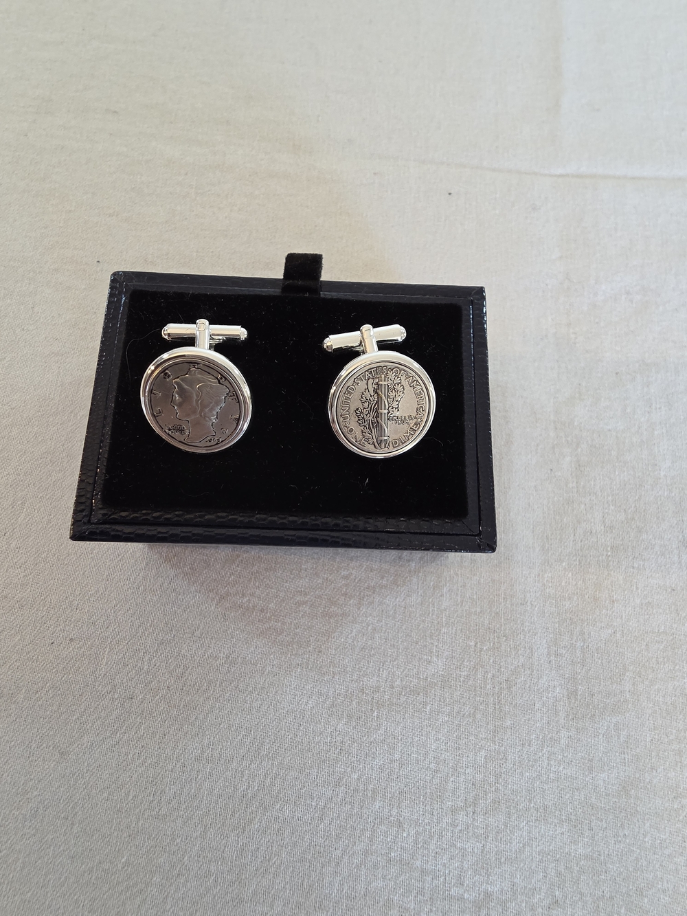 Brooks Brothers Silver Coin Round Cufflinks for Men